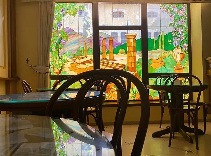 Hotel Prestige Leópolis