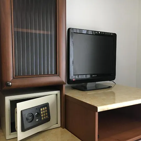 Prestige Hotel 3*
