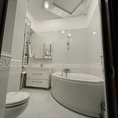 Prestige Hotel 3*